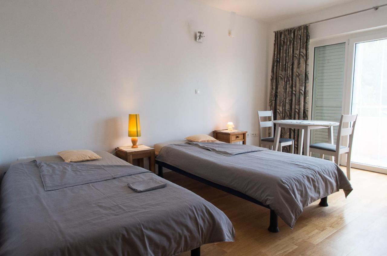 Appartamento Milica Garden Prvic Sepurine Esterno foto